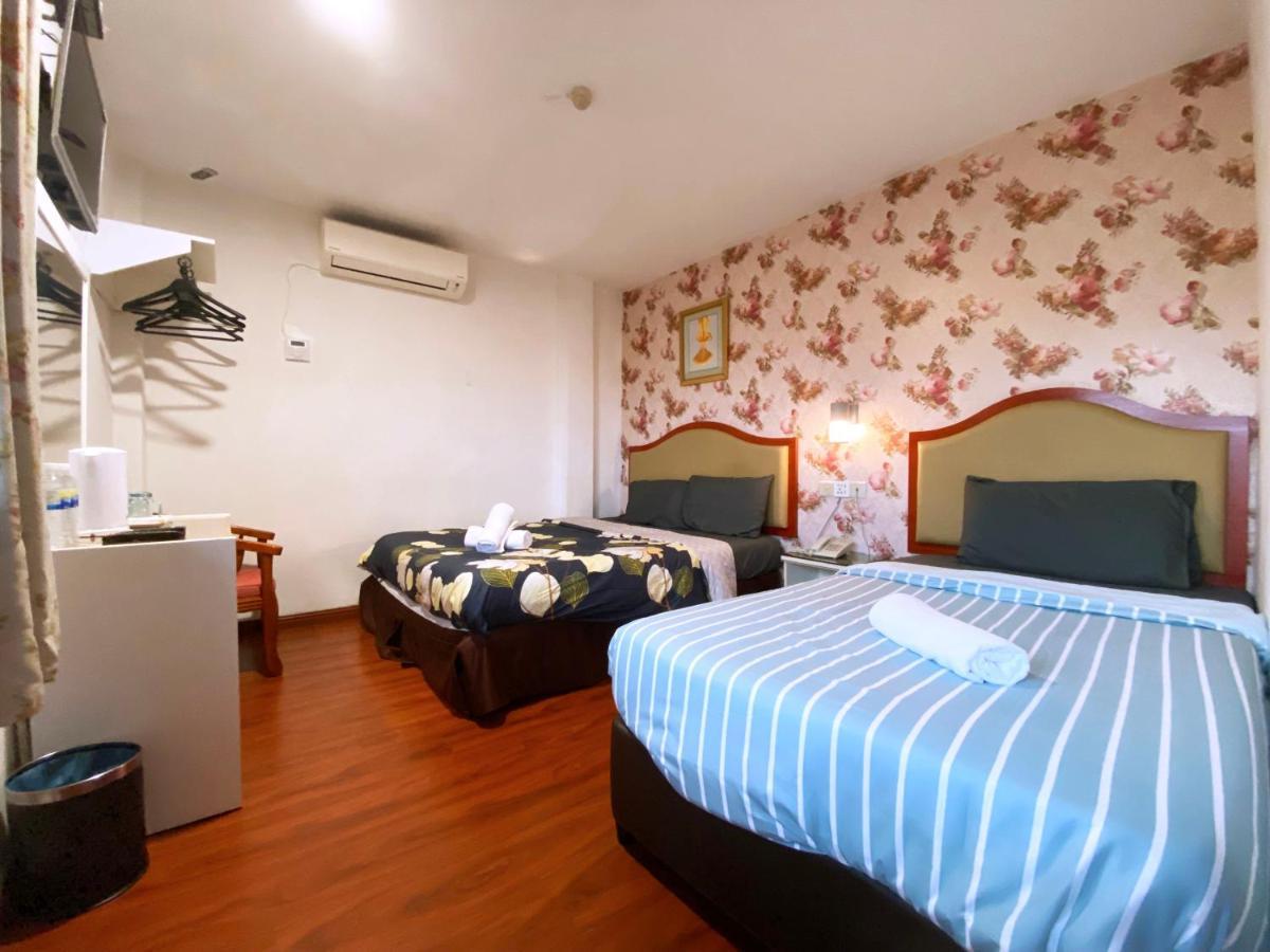 סקודאי Mr Hotel Nusa Bestari מראה חיצוני תמונה