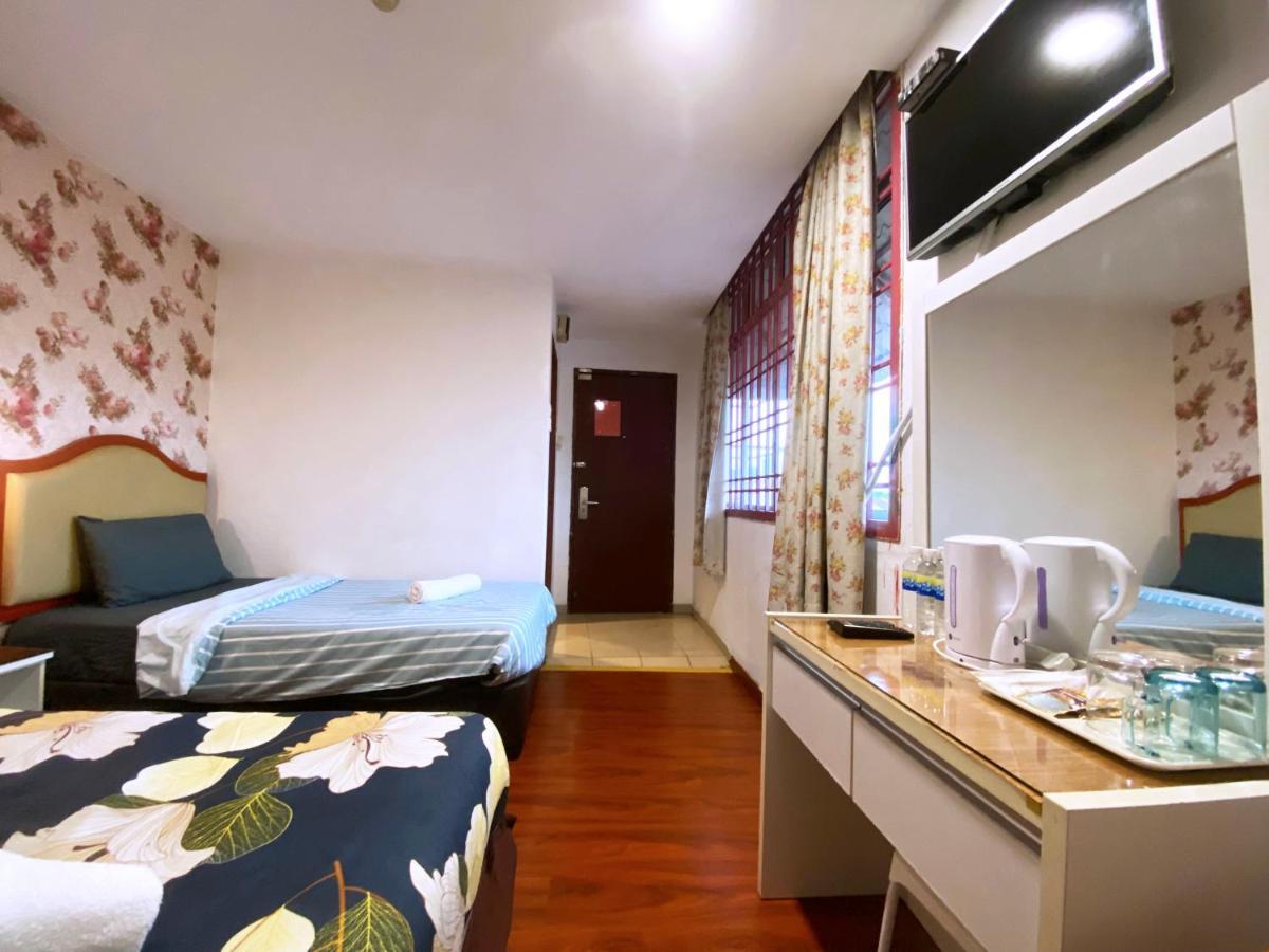 סקודאי Mr Hotel Nusa Bestari מראה חיצוני תמונה